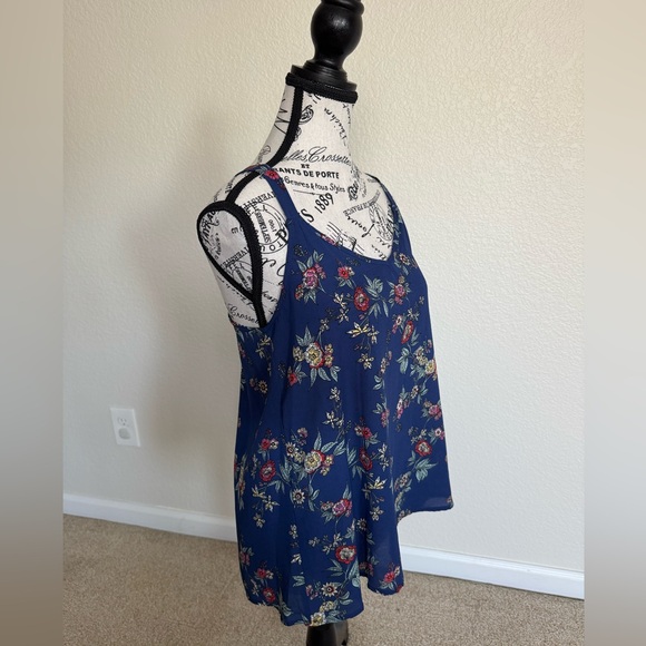 Tops - Floral Sleeveless Top - Navy